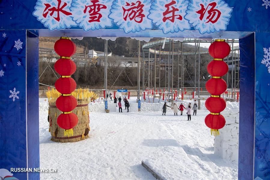 Фестиваль льда и снега в ландшафтном парке Жэньцзушань