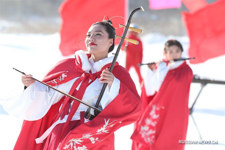 В городе Гуюань на северо-западе Китая начался Первый фестиваль культуры льда и снега и зимнего туризма