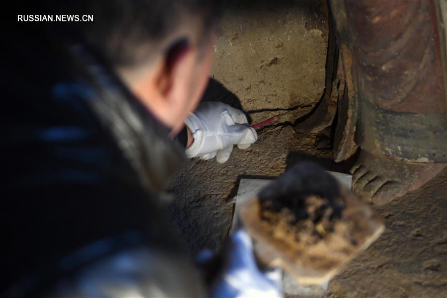 Хранитель пещер горы Майцзишань