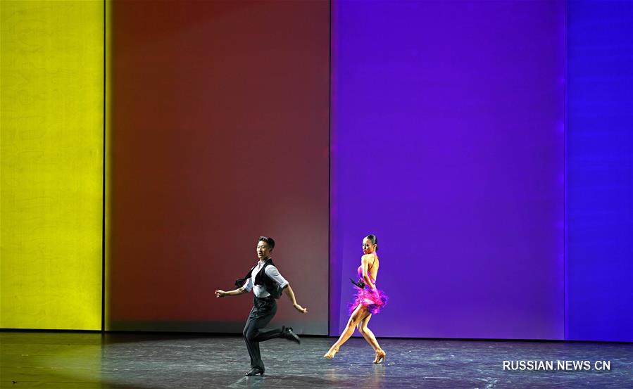"Шедевры танцевальной классики" на пекинской сцене