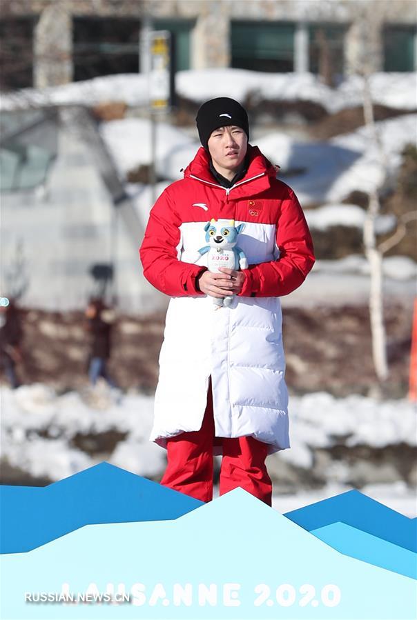 3-я зимняя юношеская Олимпиада -- Конькобежный спорт: китаец Сюэ Чживэнь завоевал бронзу на дистанции 500 м среди мужчин