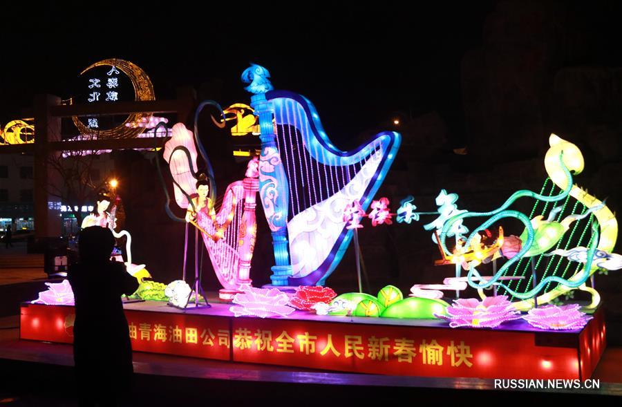 Выставка световых инсталляций в г. Дуньхуан