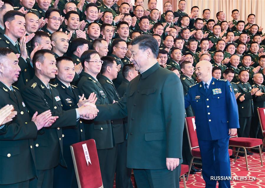 Си Цзиньпин проинспектировал военные подразделения, дислоцированные в провинции Юньнань