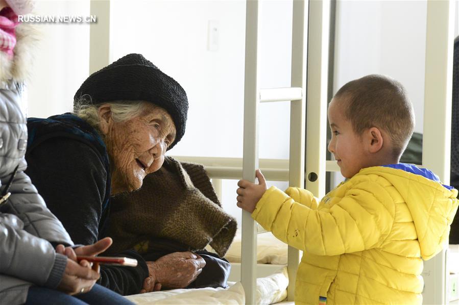 В Синьцзян-Уйгурском АР после землетрясения развернута спасательная операция