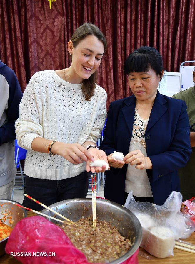 Студенты из России и других стран встречают китайский Новый год в Хайнаньском университете