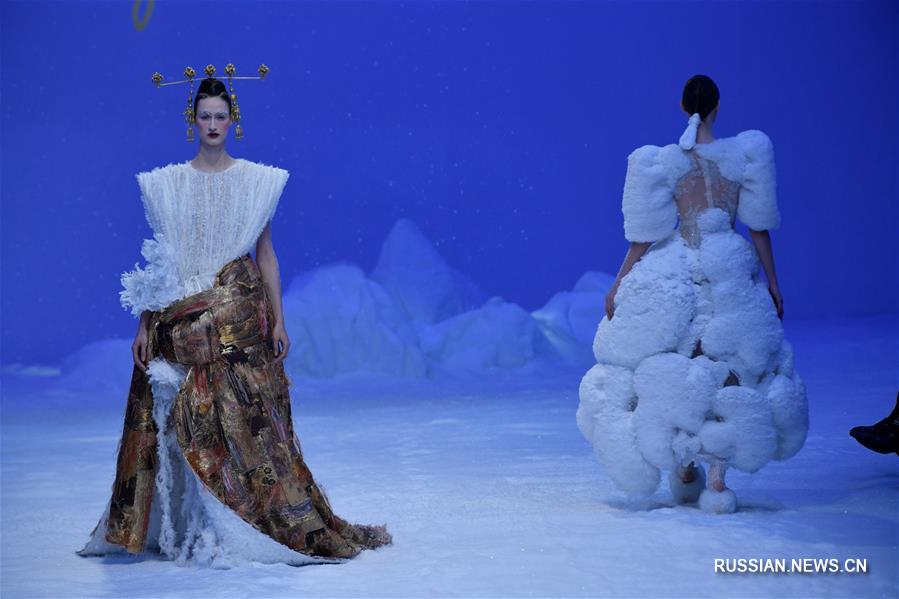 Неделя моды haute couture в Париже: показ коллекции китайского дизайнера Го Пэй