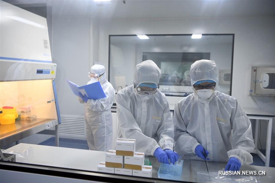 Вспышка коронавирусной инфекции в Китае -- Фармкомпания из Тяньцзиня безвозмездно передала уханьским медикам реагенты для выявления вируса