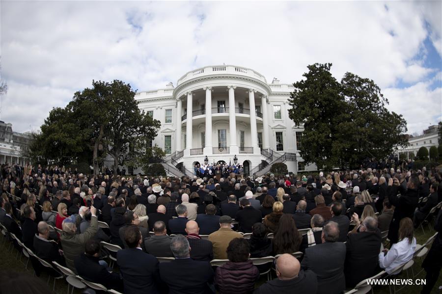 Д. Трамп подписал новое торговое соглашение с Канадой и Мексикой