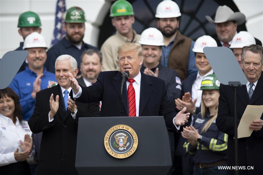 Д. Трамп подписал новое торговое соглашение с Канадой и Мексикой