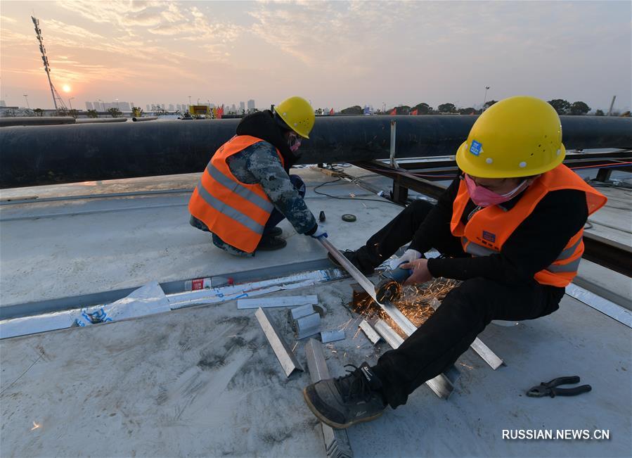 Строительство больницы "Лэйшэньшань" в Ухане вышло на финишную прямую