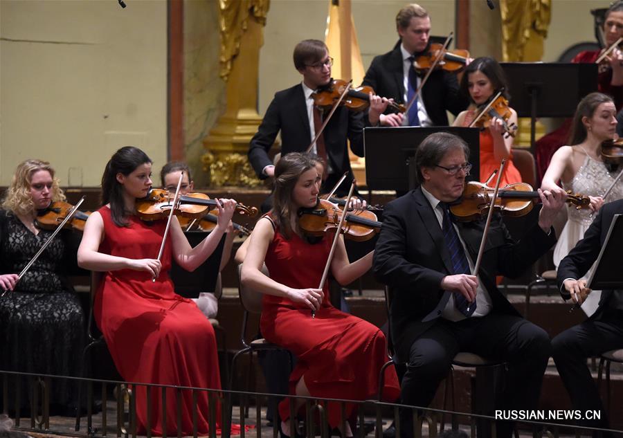 На новогоднем концерте в Венской филармонии был организован сбор средств на борьбу с эпидемией в Китае