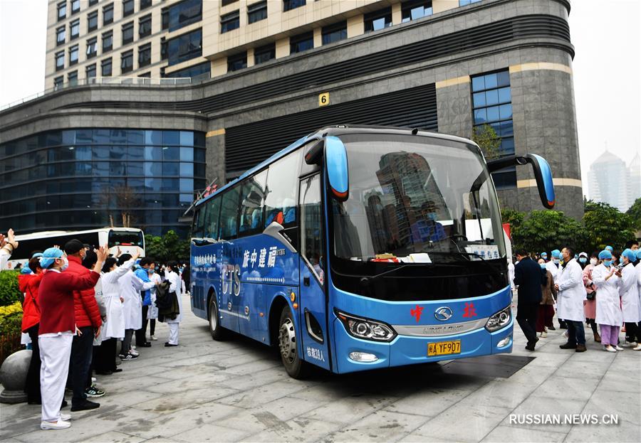Борьба со вспышкой коронавирусной инфекции -- 277 медиков из провинции Фуцзянь отправились в Ухань