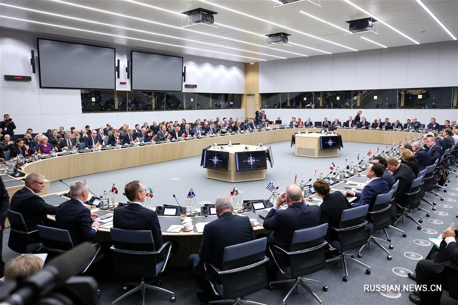 В Брюсселе завершилась встреча министров обороны стран НАТО