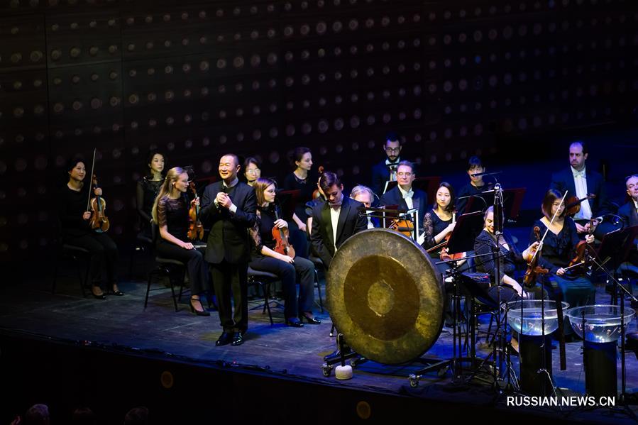 В Бельгии было исполнено новое сочинение композитора Тань Дуня "Пагода звуков. Двенадцать гонгов Уханя"