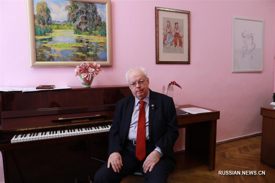 Украинский композитор написал музыкальное произведение в поддержку Китая
