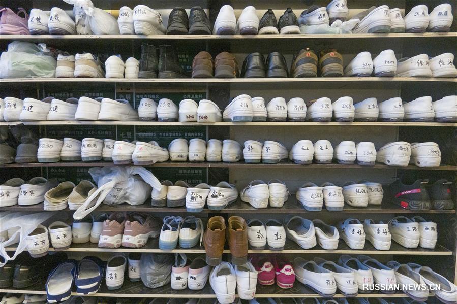 Борьба со вспышкой коронавирусной инфекции -- Строгое соблюдение правил противоэпидемической защиты -- залог безопасности