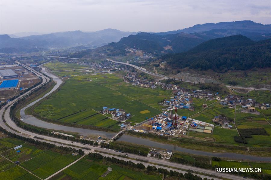 Борьба со вспышкой коронавирусной инфекции -- Отдельные районы и уезды Чунцина постепенно возвращаются к нормальному ритму жизни