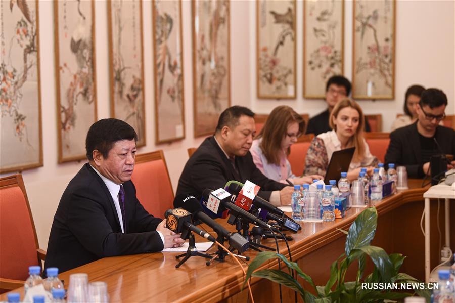Посол Китая в РФ Чжан Ханьхуэй дал интервью крупнейшим китайским и российским СМИ