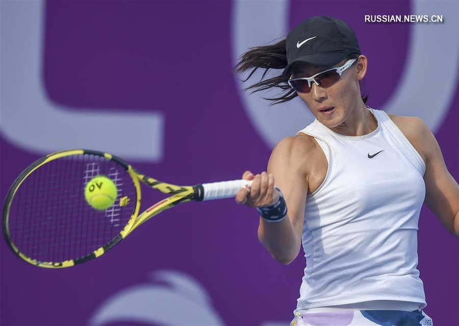 Китаянка Чжэн Сайсай вышла в третий раунд турнира WTA в Дохе