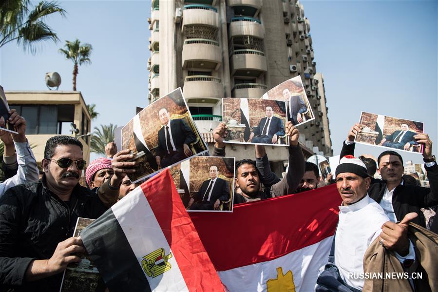 В Каире прошли похороны бывшего президента Египта Хосни Мубарака