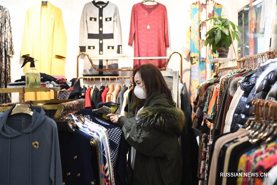 В Пекине возобновил работу ТЦ "Сюшуйцзе"