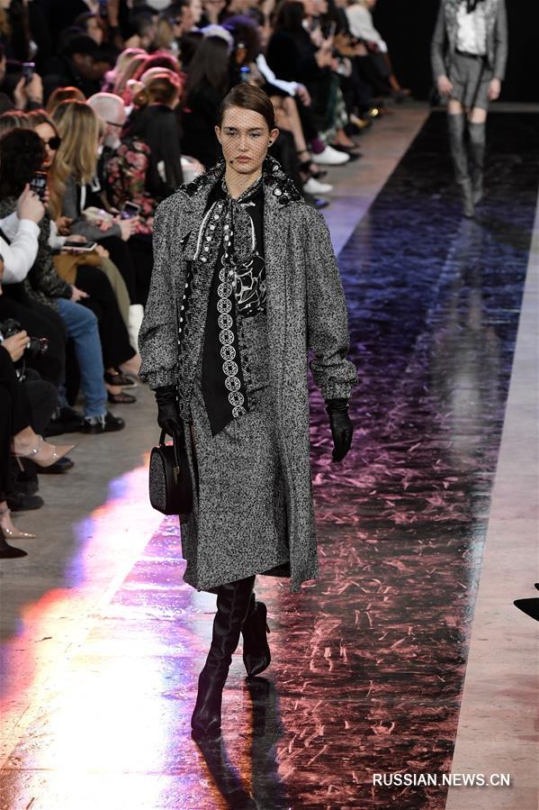 Парижская неделя моды сезона осень-зима 2020/2021 -- Коллекция от бренда Elie Saab