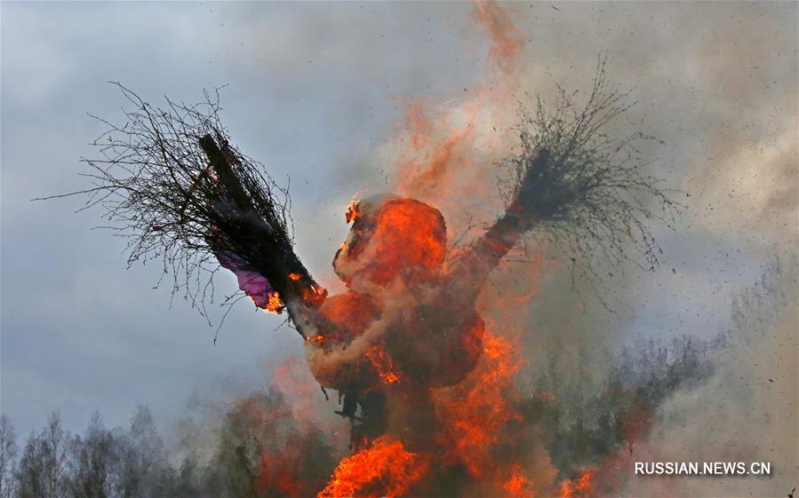 В Беларуси отпраздновали Масленицу