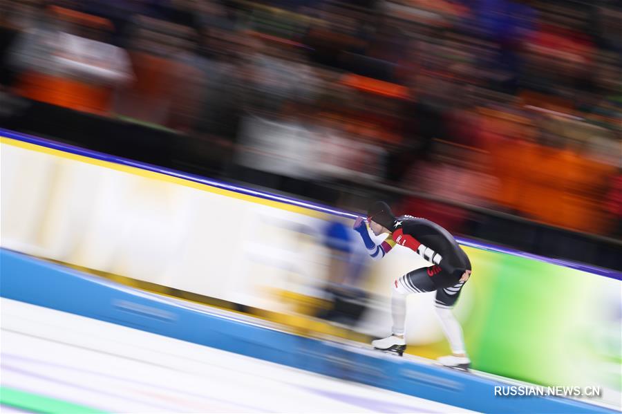 Китаец Нин Чжунъянь занял второе место в зачете Кубка мира по конькобежному спорту на дистанции 1500 м
