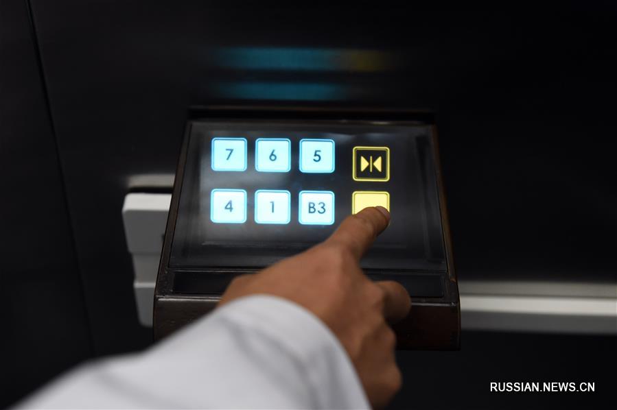 "Бесконтактные кнопки" против эпидемии коронавирусной инфекции