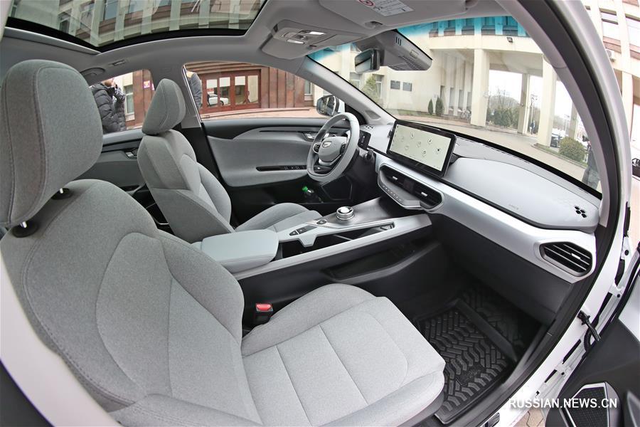 В Беларуси представили китайский электромобиль Geely Geometry A 