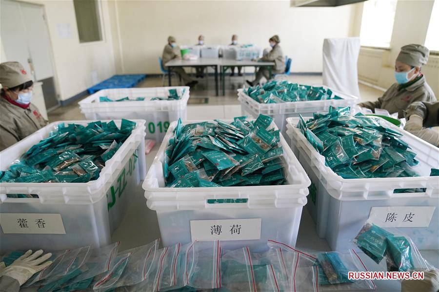 Производство лекарственных средств традиционной китайской медицины для профилактики COVID-19 в провинции Хэйлунцзян