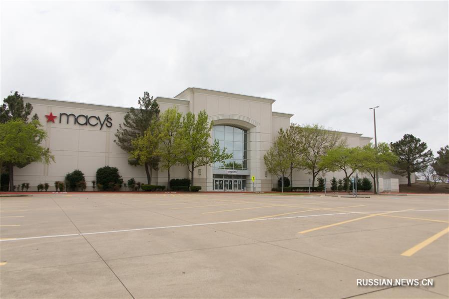 В американском штате Техас временно закрыты общественные заведения из-за коронавируса 