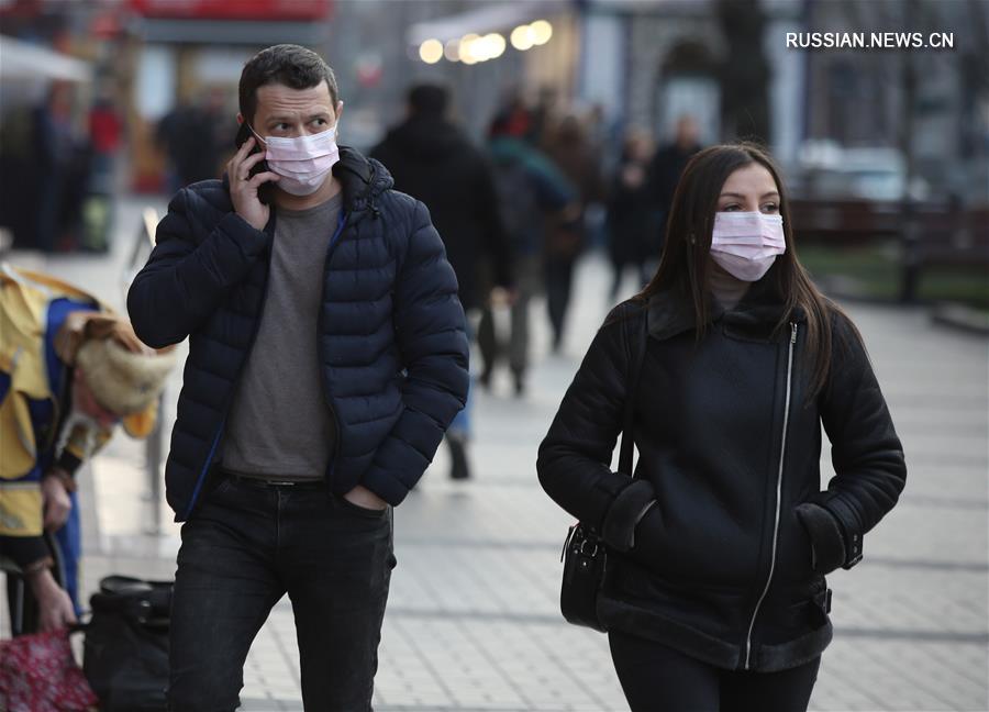 Украина ужесточила карантинные меры для противодействия COVID-19