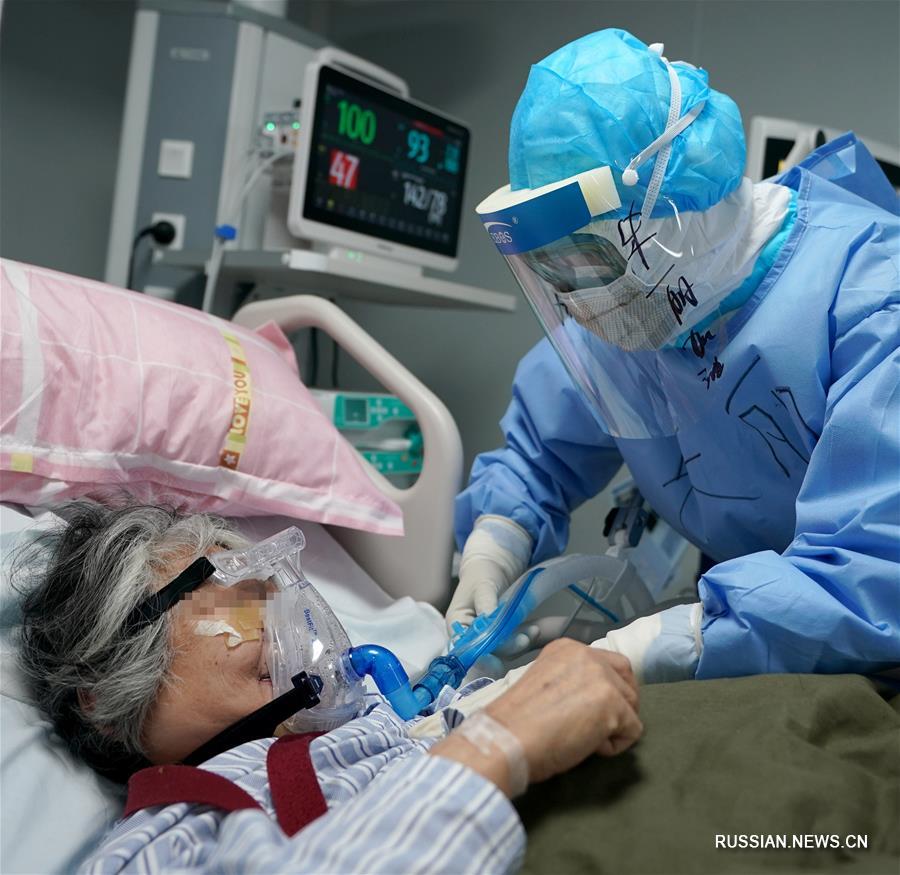 Девушки, рожденные в 80-е и 90-е годы, мужественно борются с коронавирусом