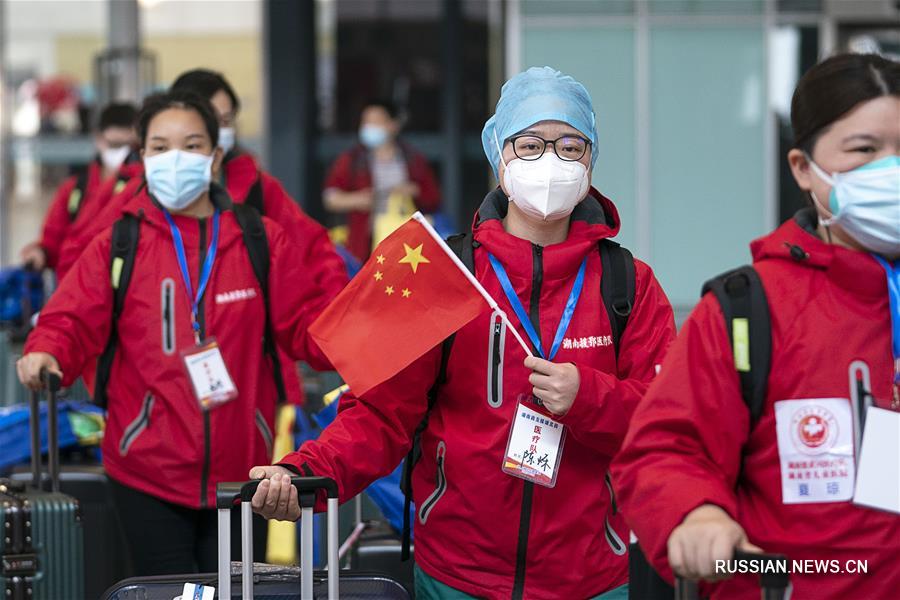 Медики из провинции Хунань вернулись домой из Хуангана