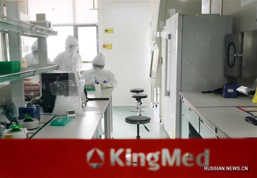 В Шанхае будут тестировать на COVID-19 всех прибывающих из стран, не входящих в зону риска