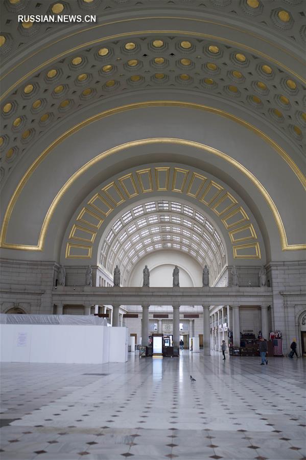 Число подтвержденных случаев COVID-19 в США превысило 140 тыс. - Университет Джонса Хопкинса