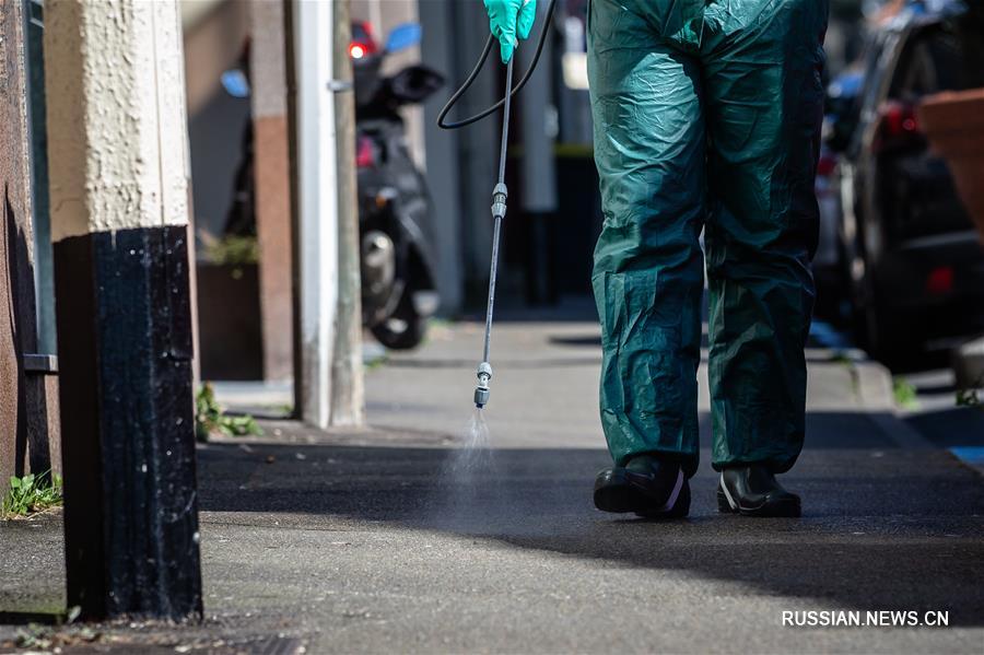 Во Франции проводят дезинфекцию