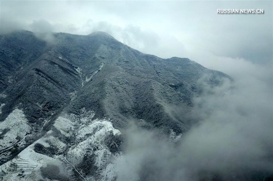 Снежные пейзажи гор Тайханшань