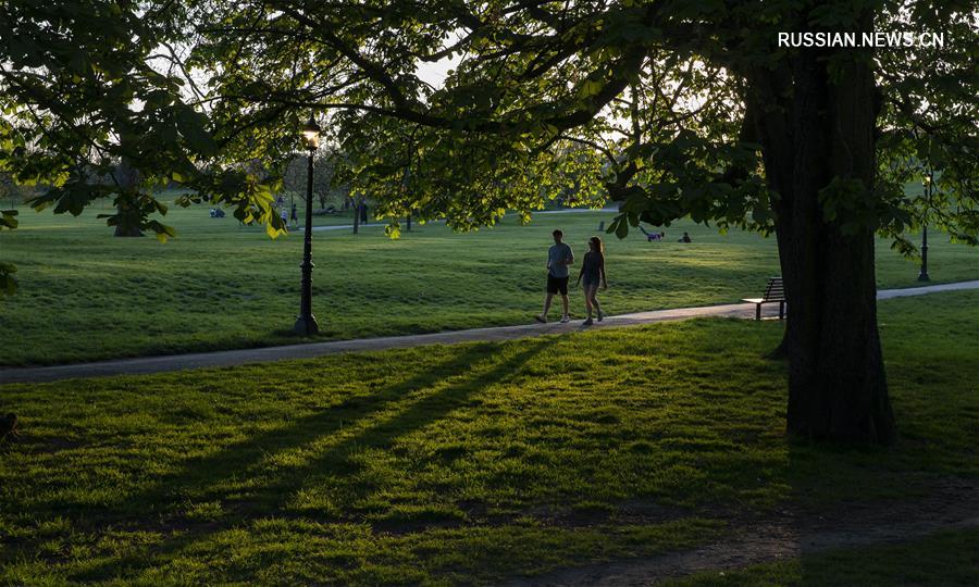 В Великобритании число погибших от COVID-19 приблизилось к 10 тыс.