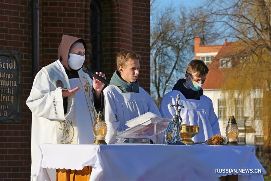 Католики Беларуси празднуют Пасху