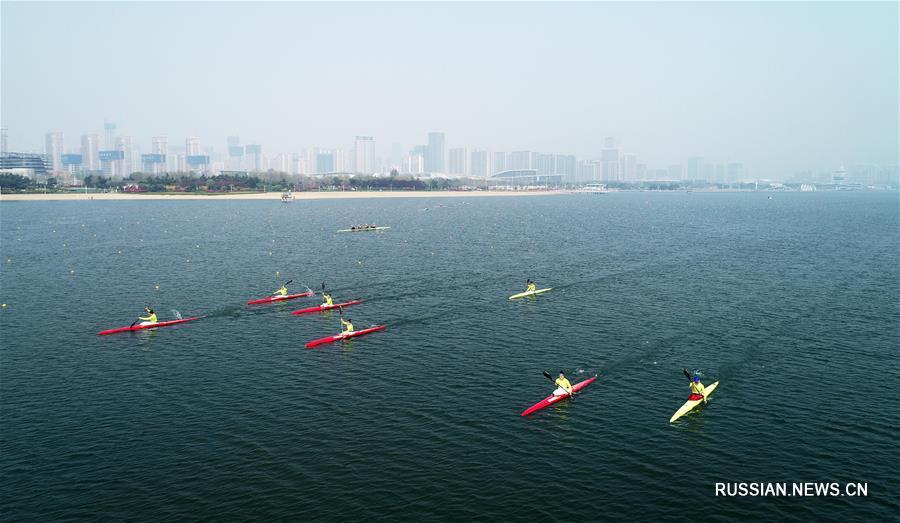 Китайские сборные по академической гребле и гребле на байдарках и каноэ продолжат подготовку к Олимпиаде на базе в Жичжао