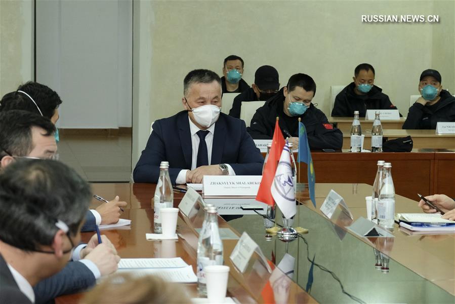 Китайские медики развернули просветительскую работу в Казахстане