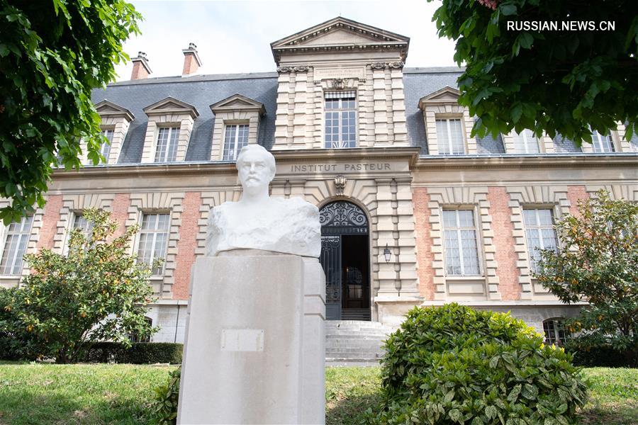 Число умерших от COVID-19 во Франции увеличилось до 20796