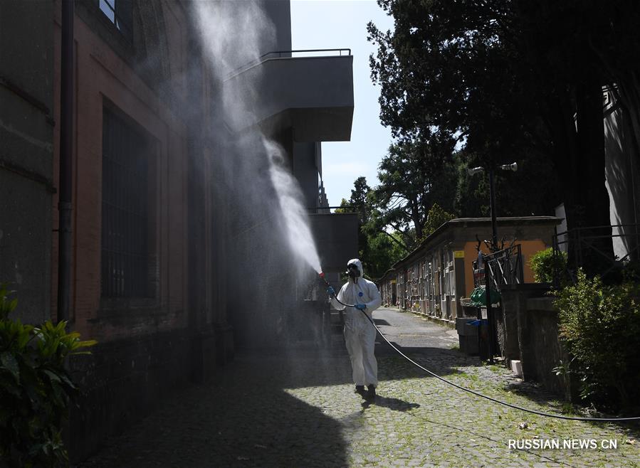 Общее число умерших от COVID-19 в Италии превысило 29 тыс. человек