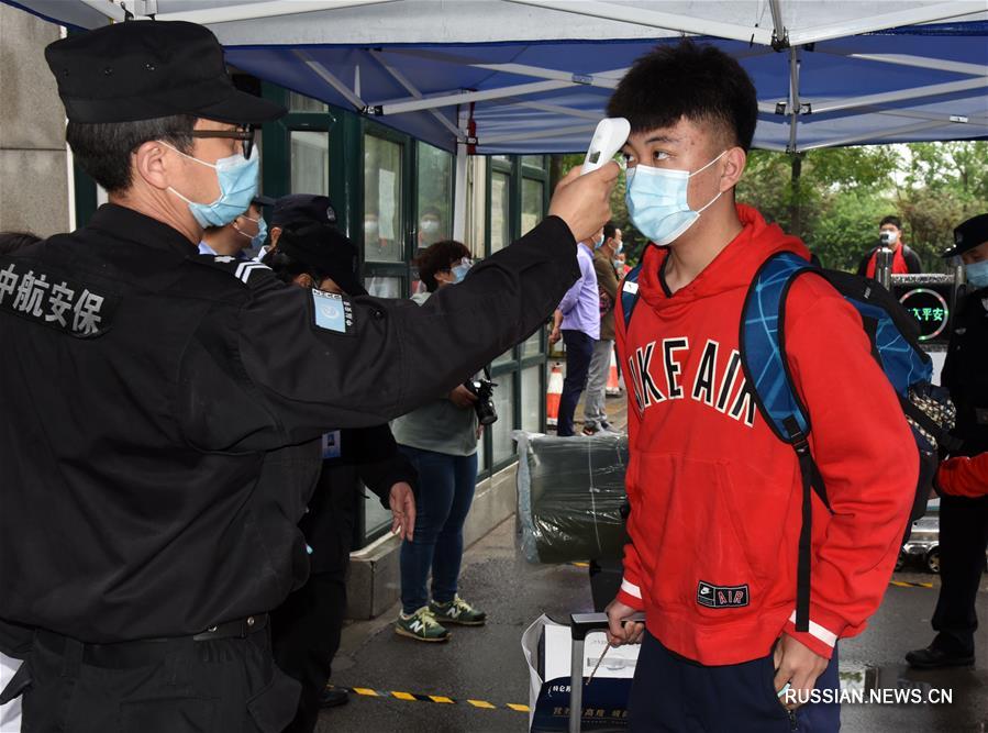 В спортшколах в городе Цзинань возобновились уроки у старшеклассников