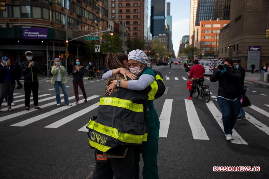 В США число заразившихся COVID-19 превысило 1,3 млн