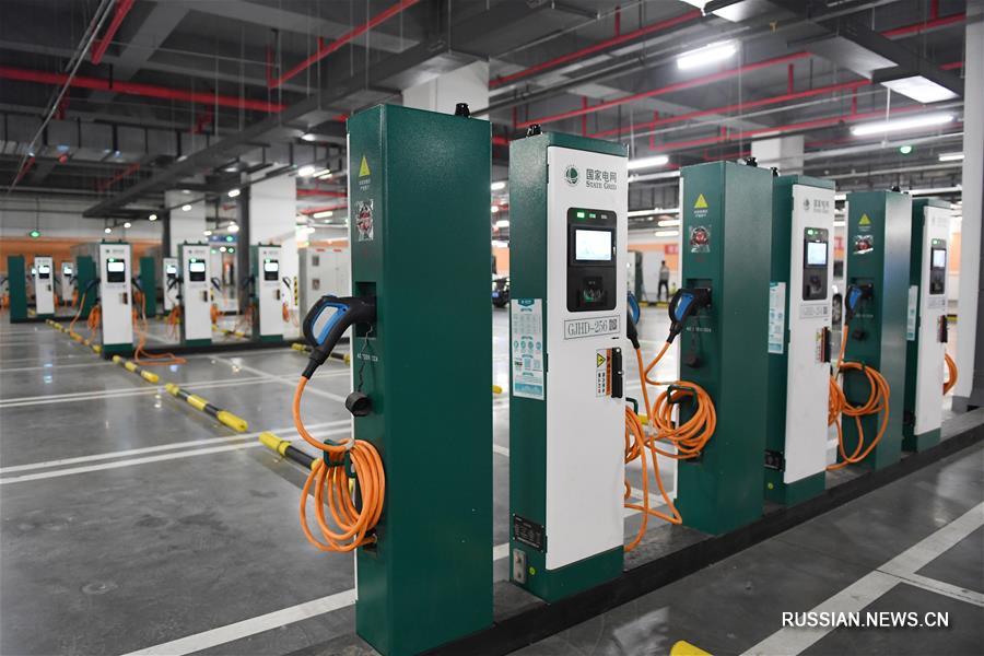 （社会）（4）北京规模最大的集中式电动汽车充电站投入使用