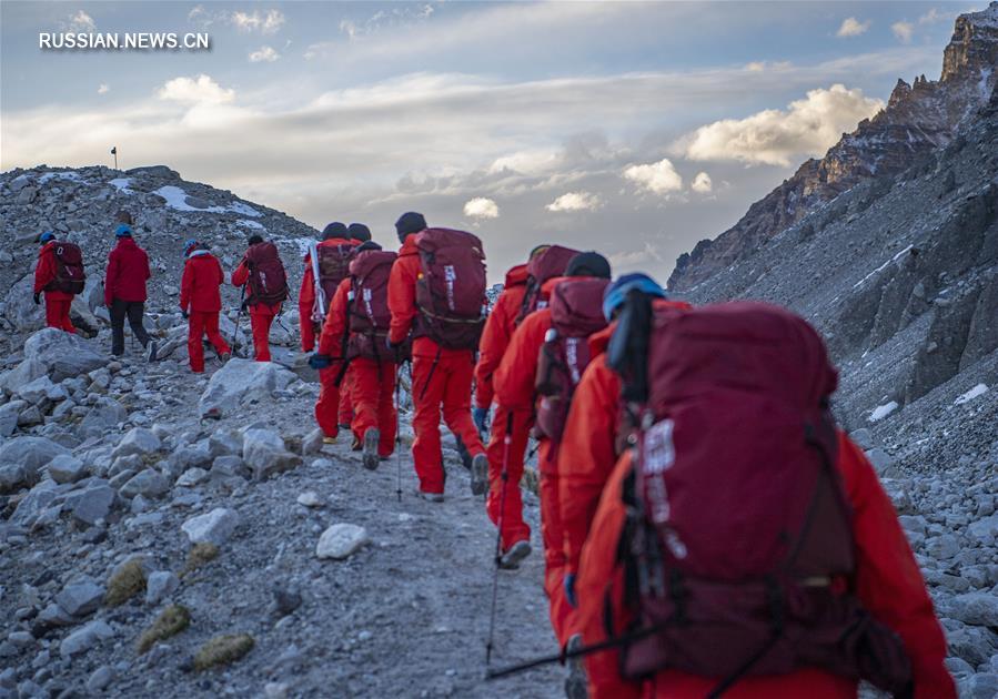 （2020珠峰高程测量）（9）2020珠峰高程测量登山队全体队员安全返回大本营