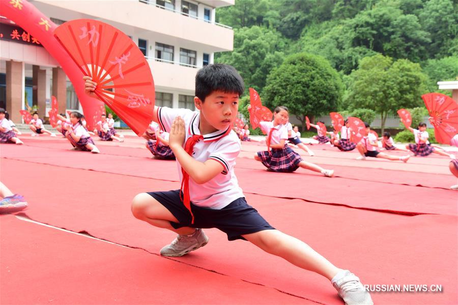 В Китае подготовили красочную программу ко Дню защиты детей